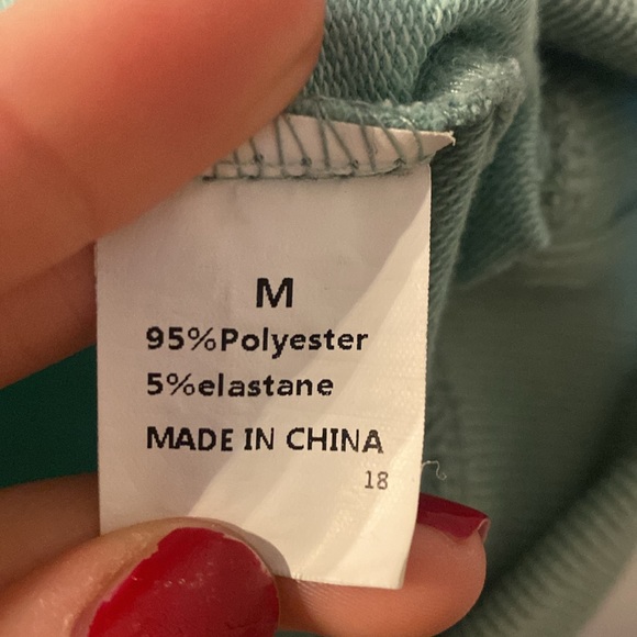 Kirundo blue basic sweatshirt size medium - Picture 3 of 4